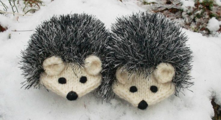 Children's Hedgehog Mittens  Knitting Pattern