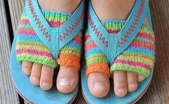 Free Pattern for Flip Flop Socks