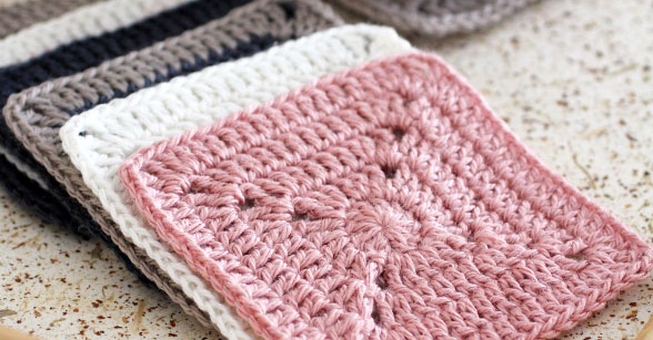 Granny Square Crochet (Free Pattern)