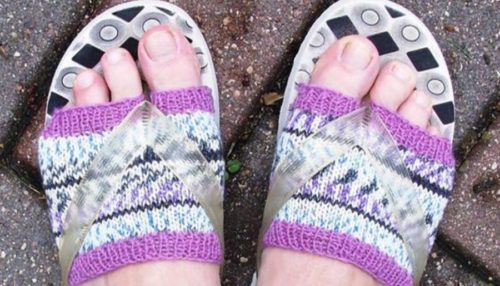 Free Pattern for Flip Flop Socks