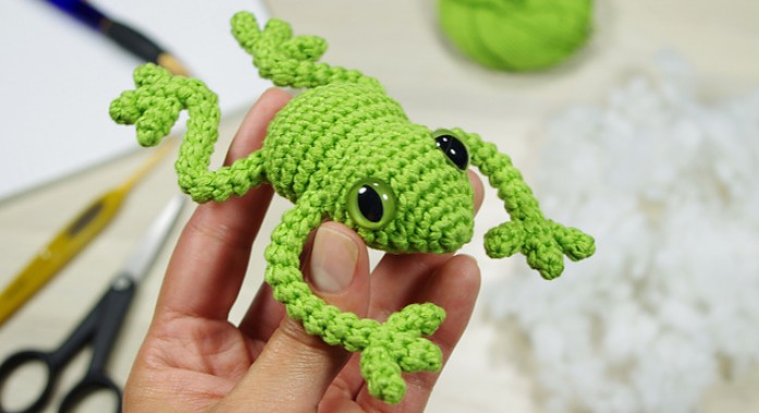 Crochet Frog - Free Pattern